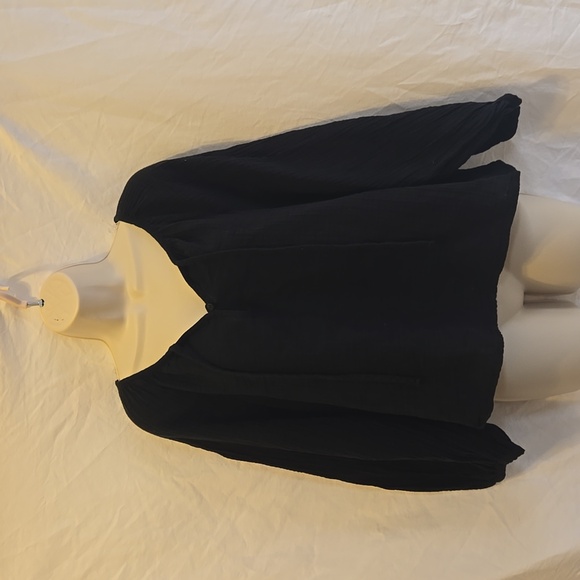 Universal Thread Women's Size M Balloon Long Sleeve Everyday Blouse Black - Picture 1 of 5